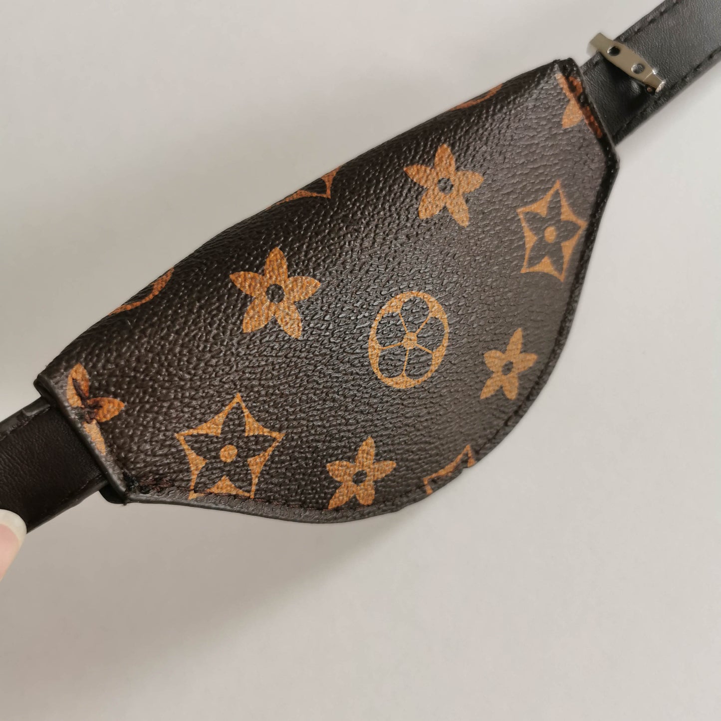 5-Petals Flower Patterned Fanny Pack