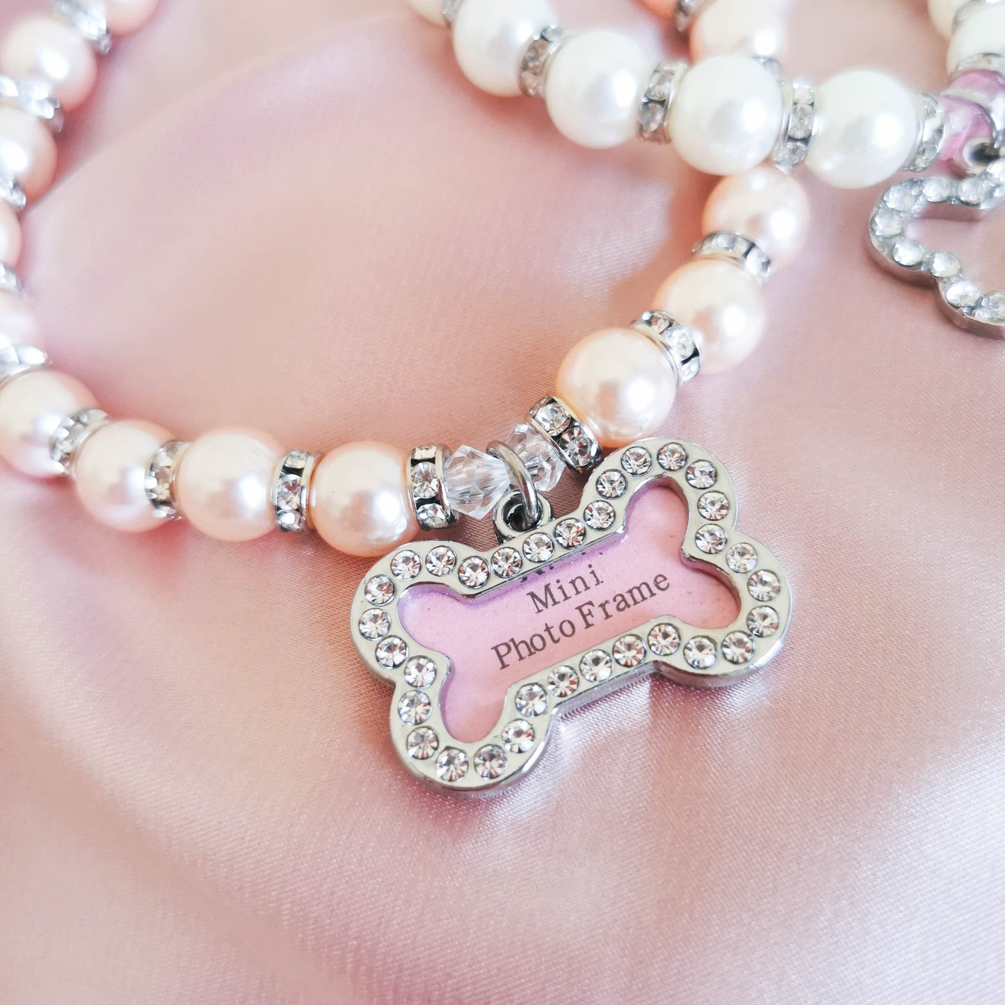 Elegant Pearl and Rhinestone Pet Necklace & Collar