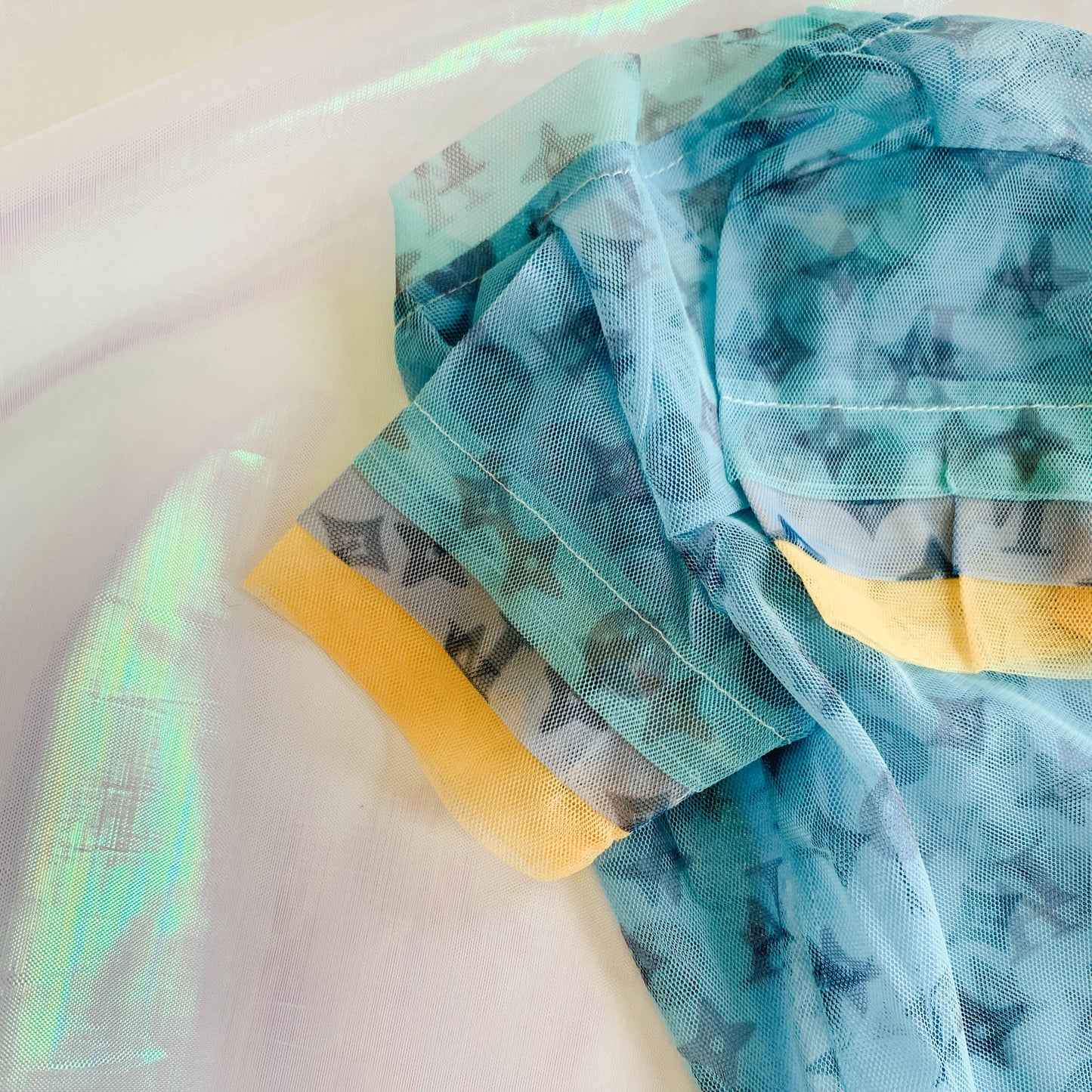 [Last Chance] Happy LA Smiley Face Summer Pet Mesh Top