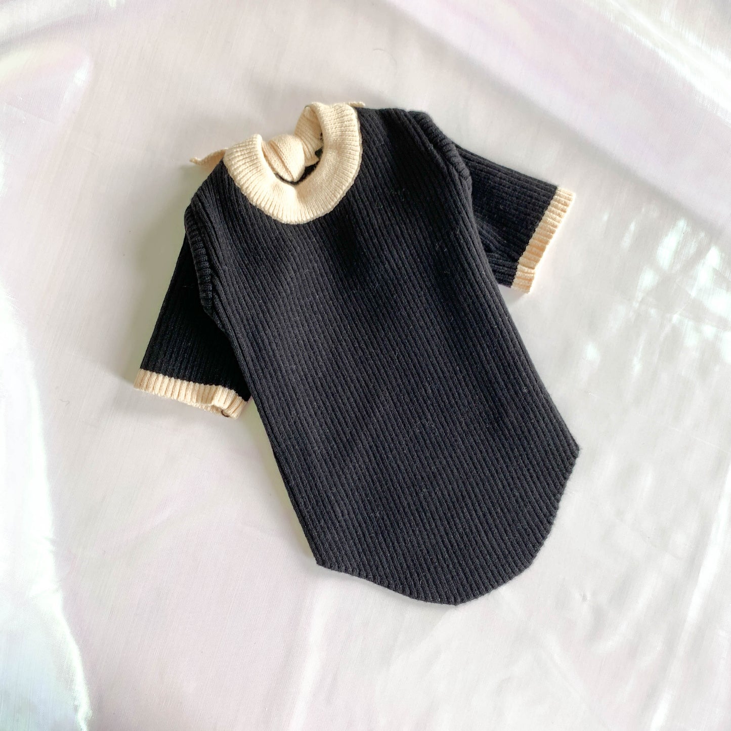 Elegant Pet Sweater with Bow Tie Details on Collar