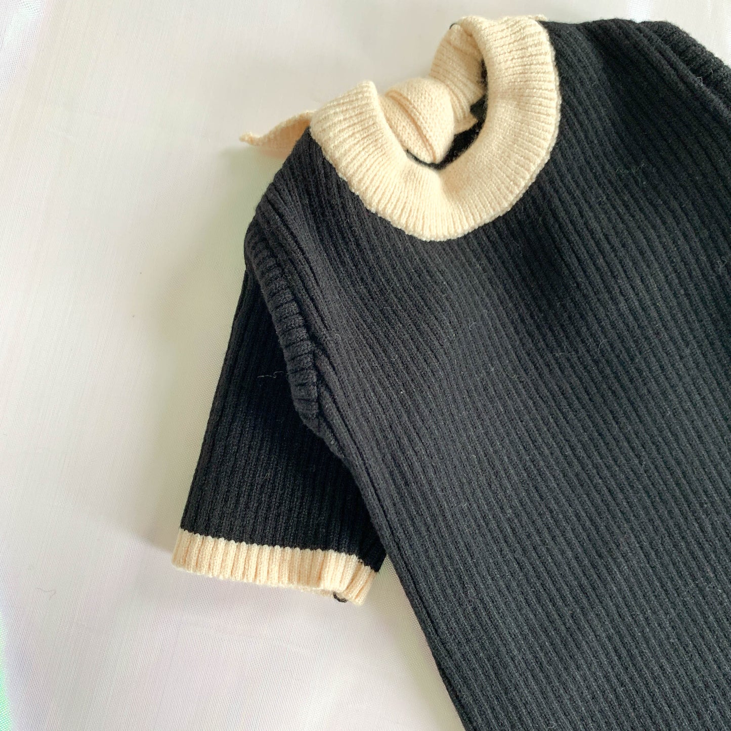 Elegant Pet Sweater with Bow Tie Details on Collar